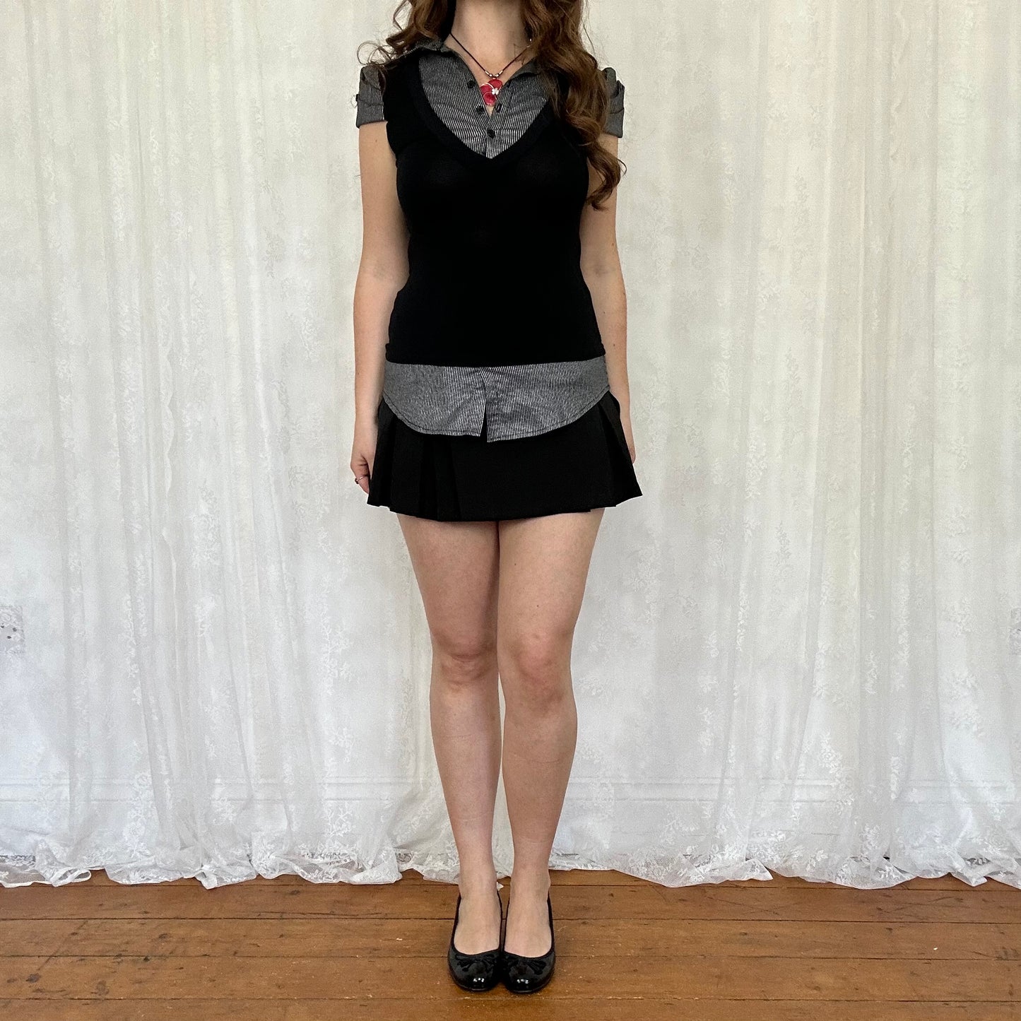 vintage 00s grey and black sweater vest shirt
