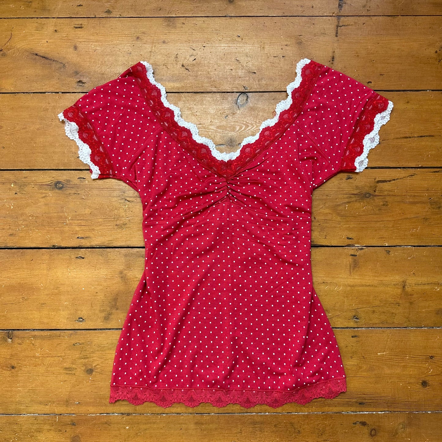 vintage 00s red polka dot lace trim top