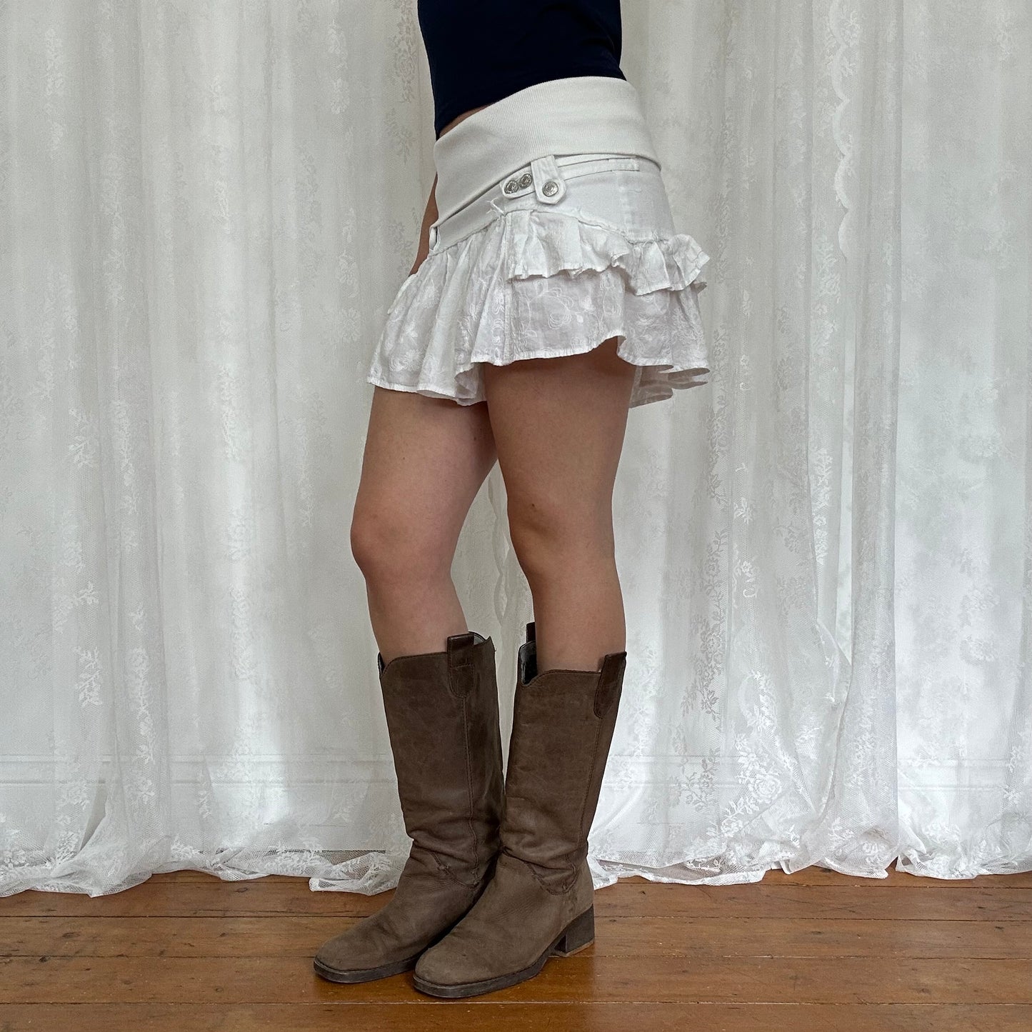 vintage 00s Morgan de toi white broderie mini skirt