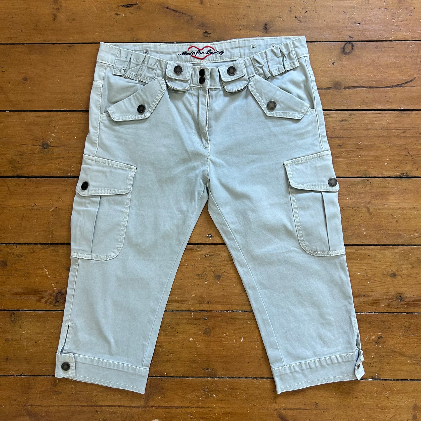 vintage 00s grey cargo fitted capri trousers