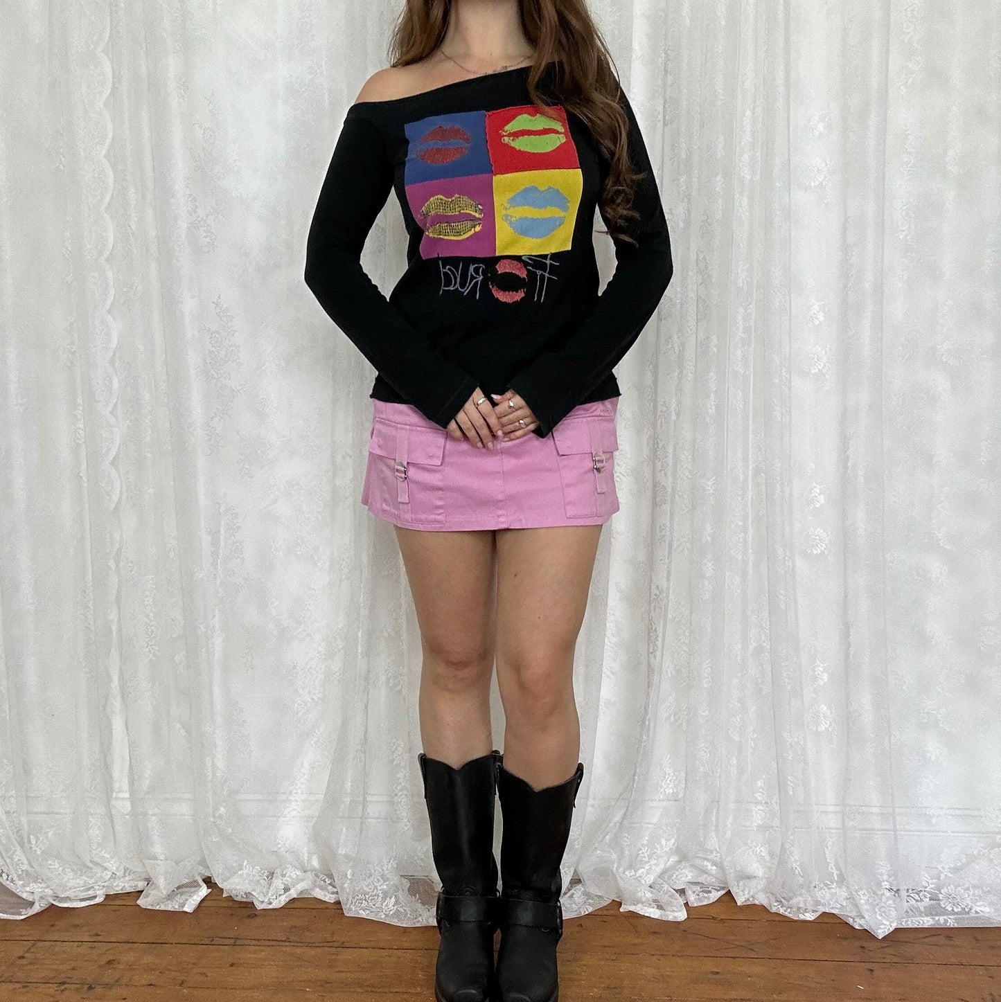 vintage 00s fiorucci lips graphic long sleeve top