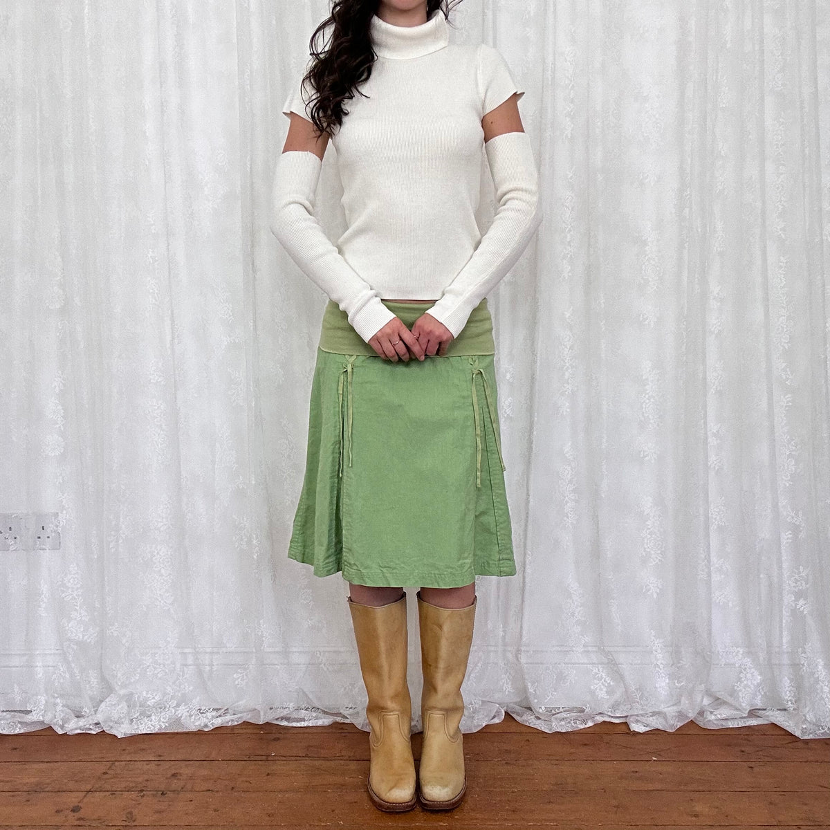 vintage 00s cream rollneck top with sleeves