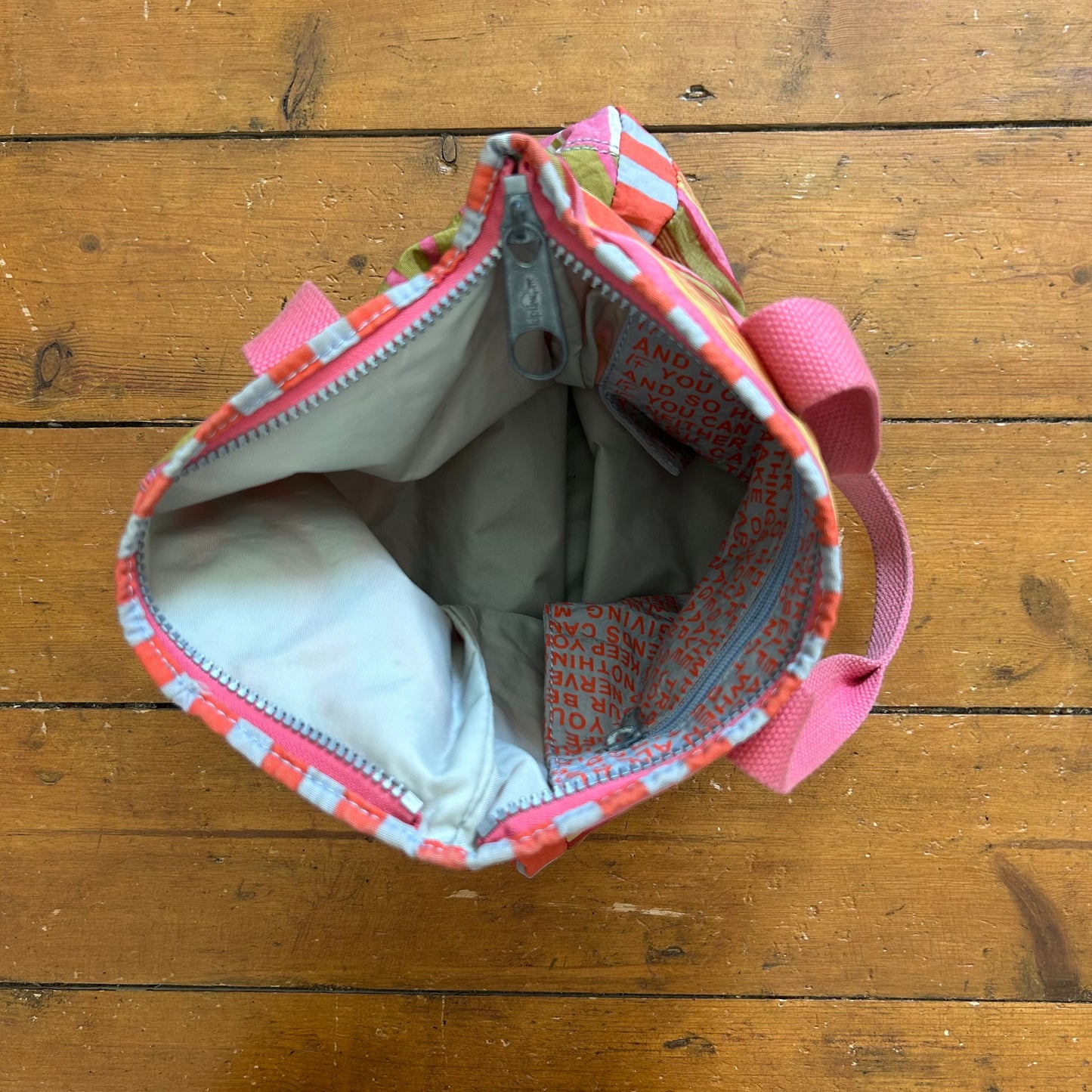 vintage 00s kipling multicolored stripey bag