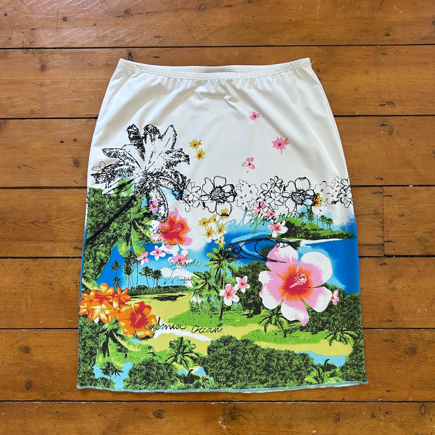 vintage 00s hawaiian floral graphic midi skirt
