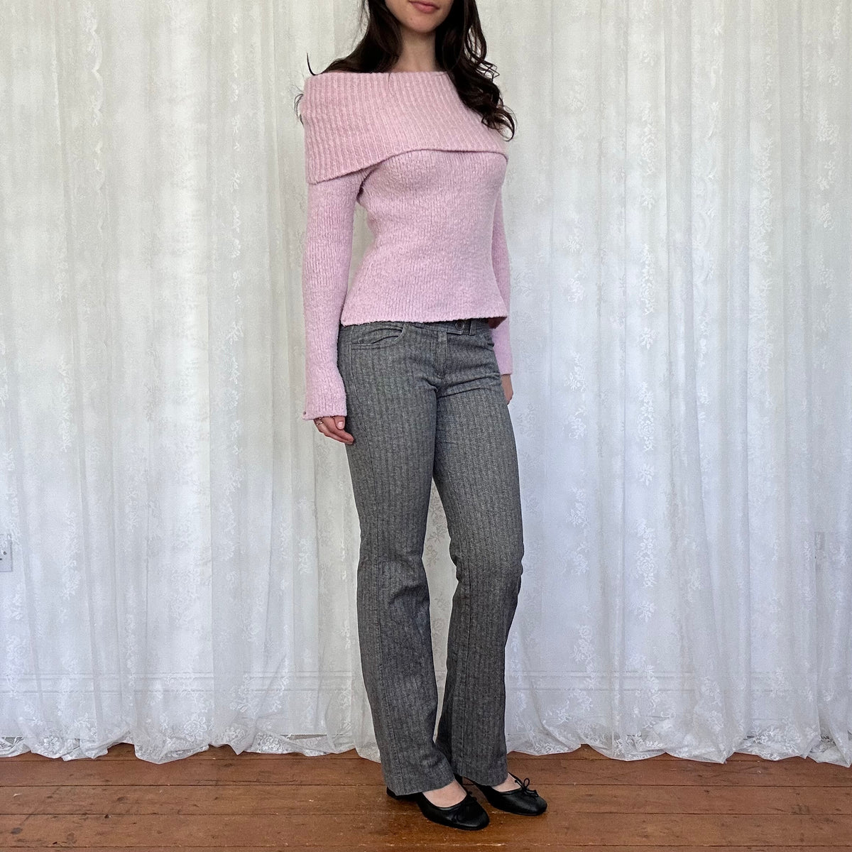 vintage 00s baby pink off shoulder jumper