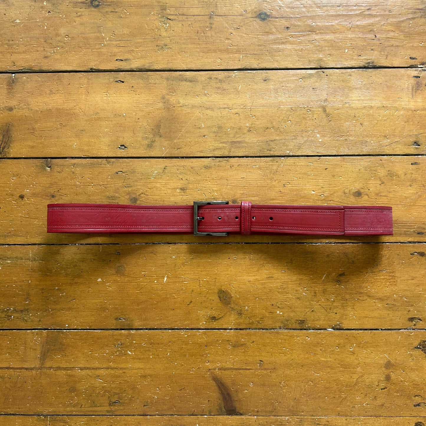 vintage 00s dark red belt