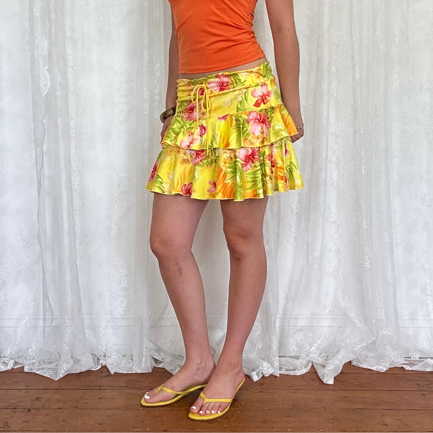 vintage 00s yellow hibiscus ruffle mini skirt