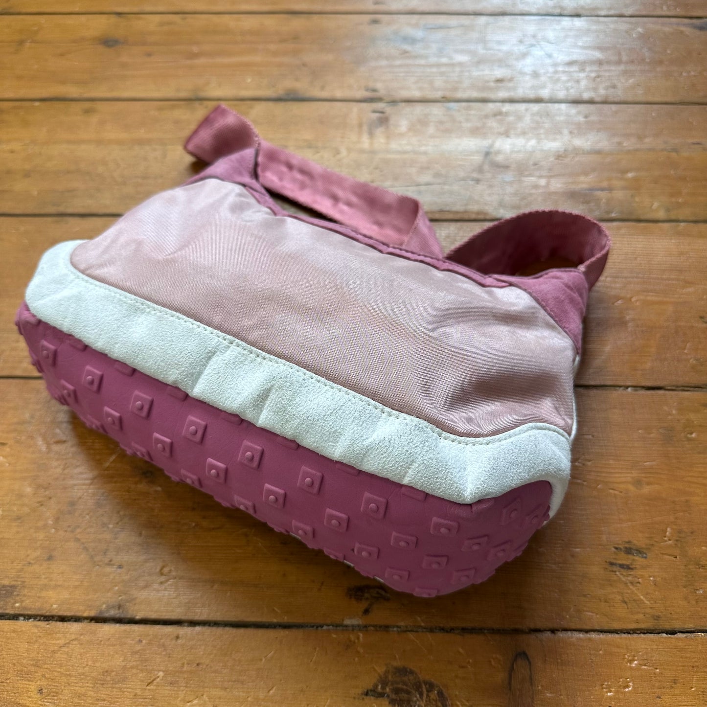 vintage 00s pink Nike mini baguette sneaker sole bag