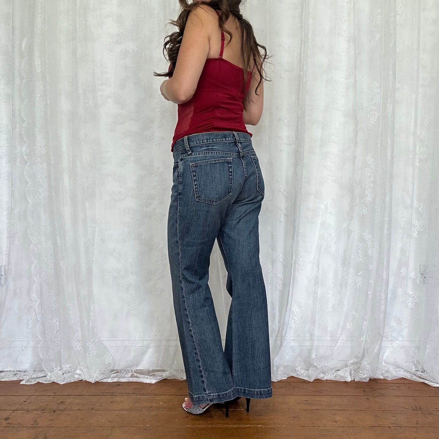 vintage 00s mid rise straight leg jeans