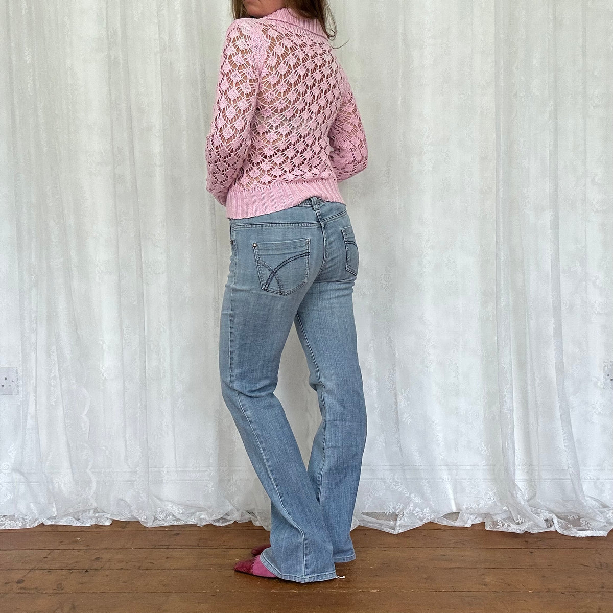 vintage 00s light wash bootleg jeans