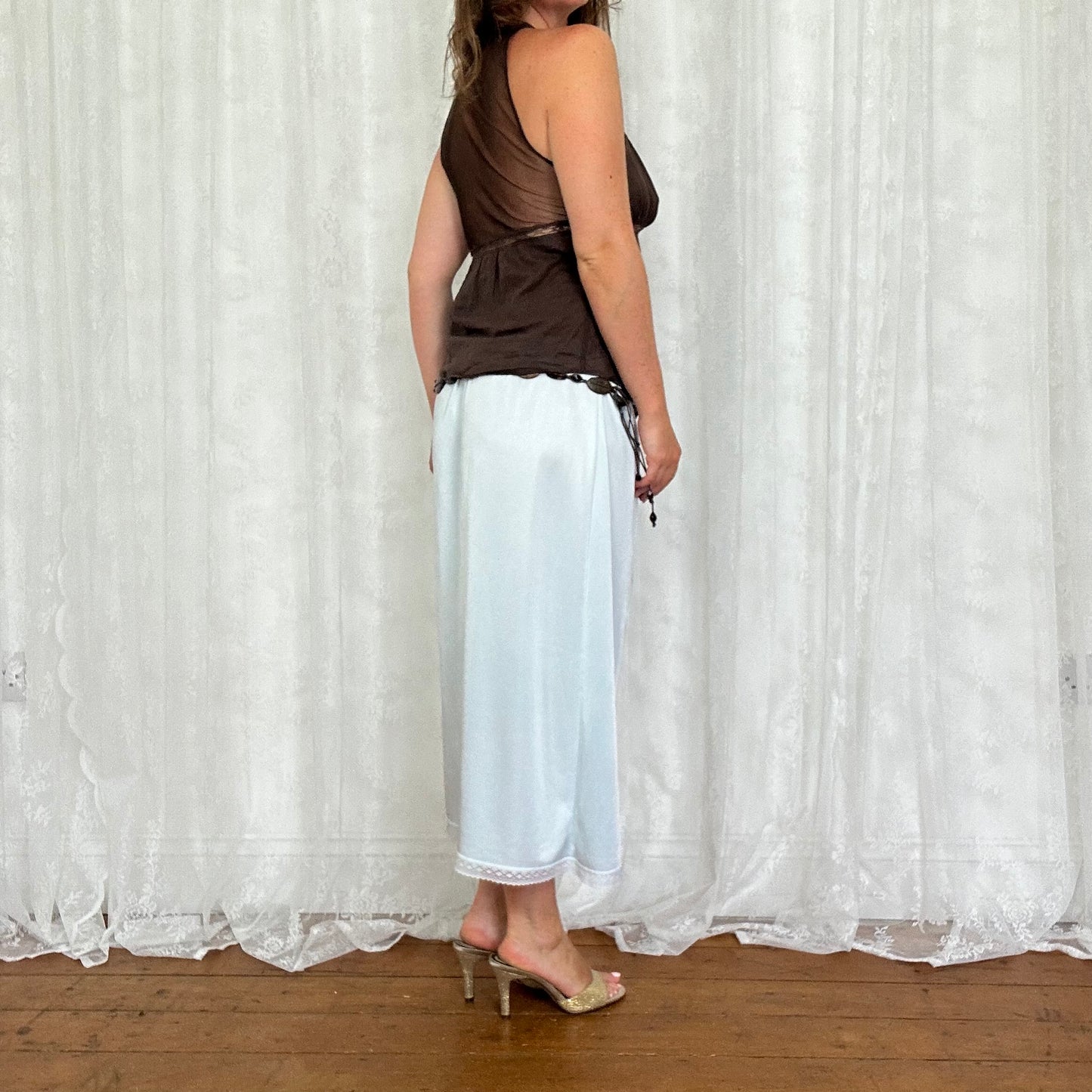 vintage 00s brown lacy button detail cami