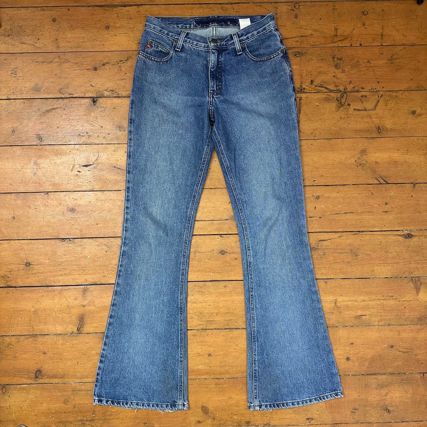 vintage 00s mid rise mudd slight flare jeans