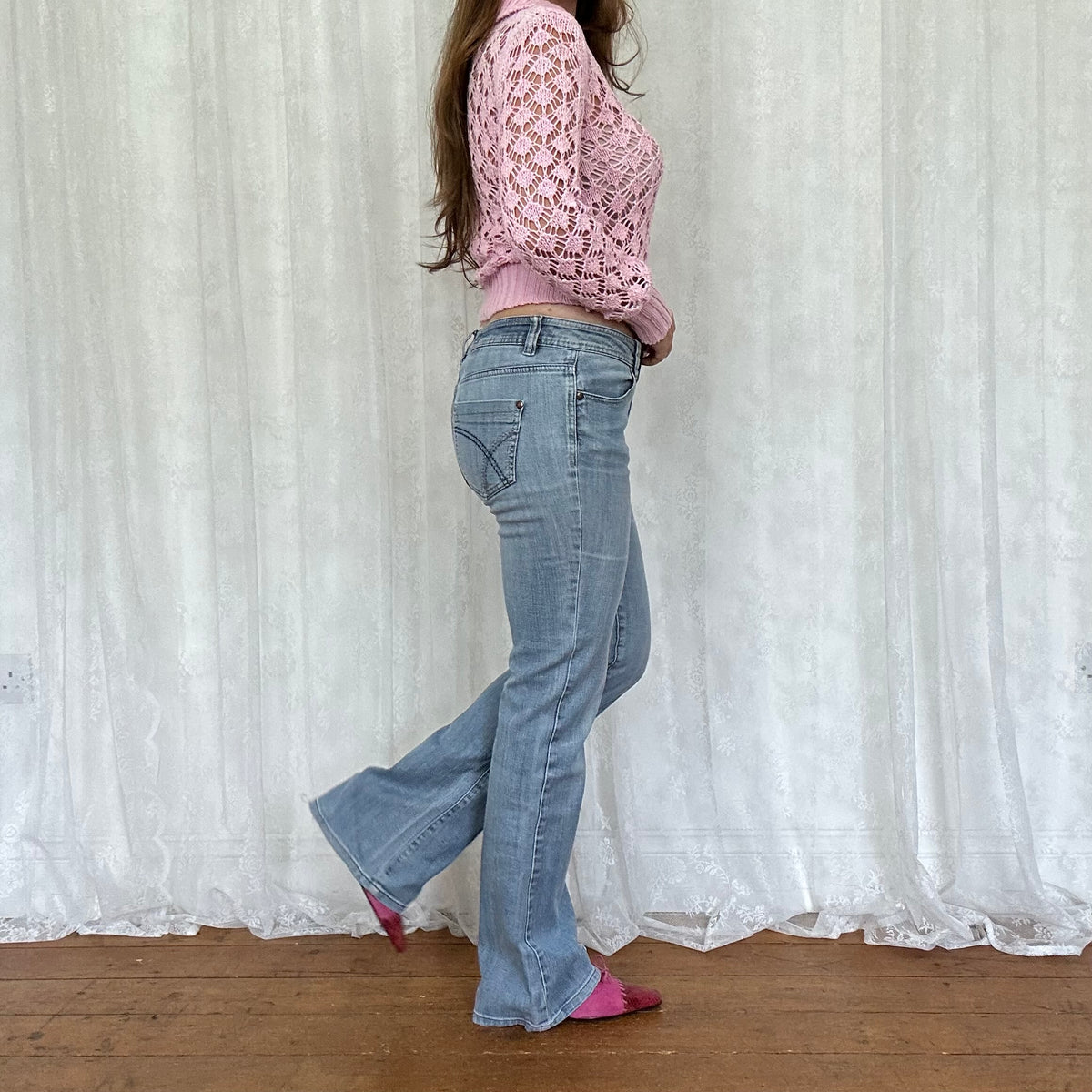 vintage 00s light wash bootleg jeans