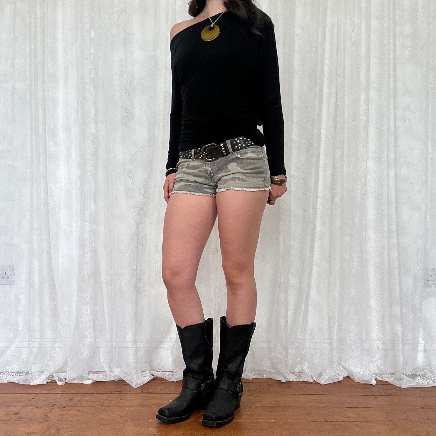 vintage 00s black studded belt