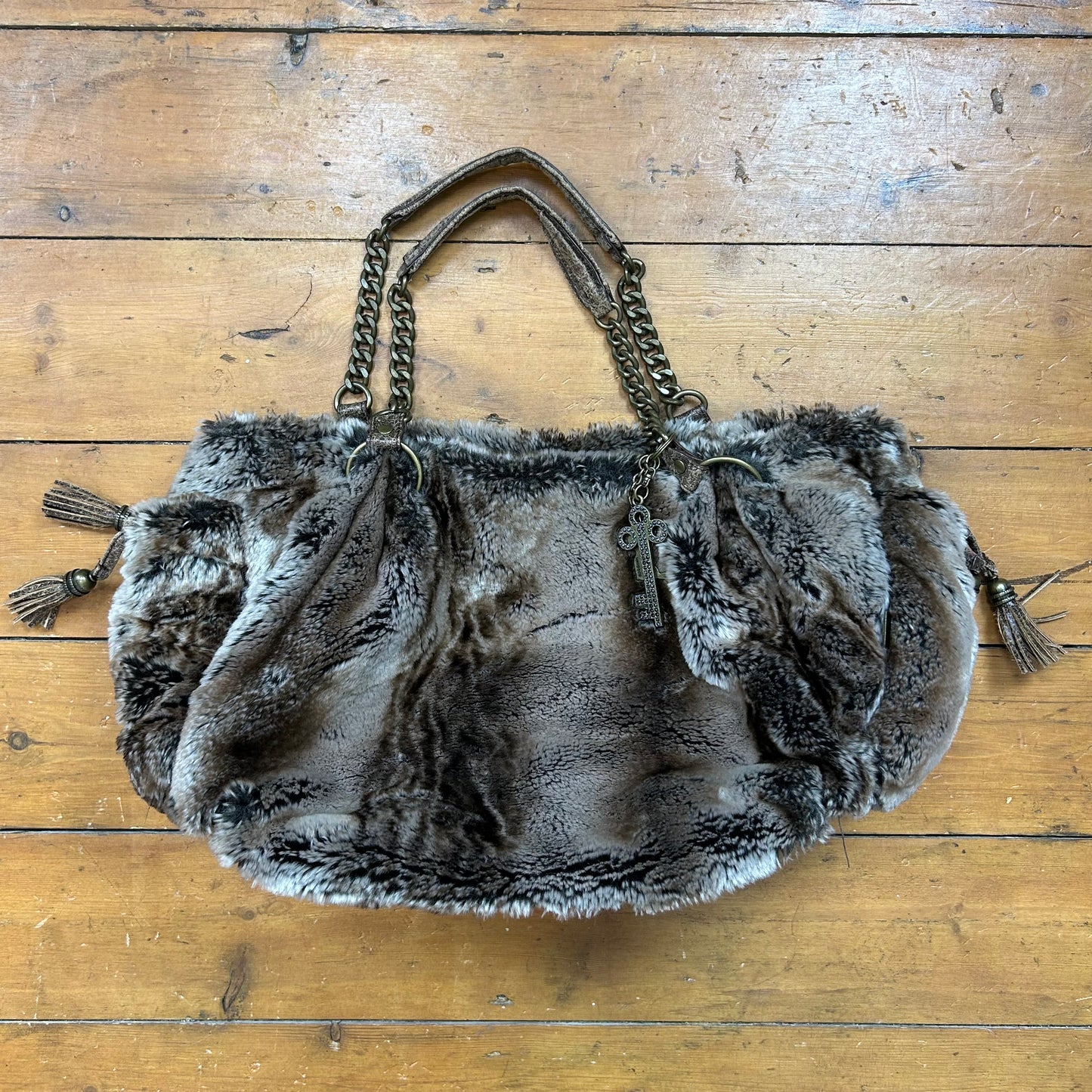vintage 00s faux fur shoulder bag