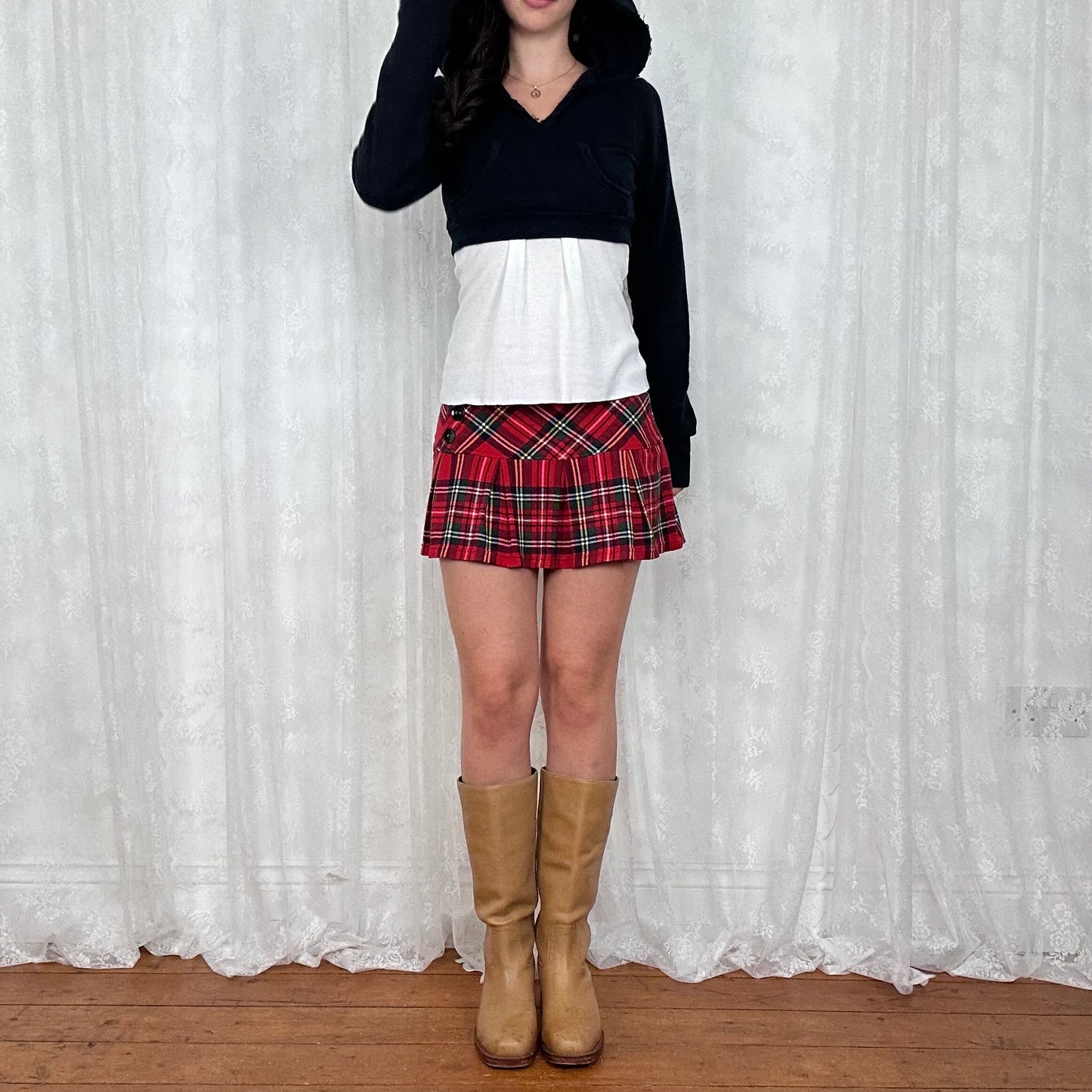 vintage 00s black hooded crop jumper