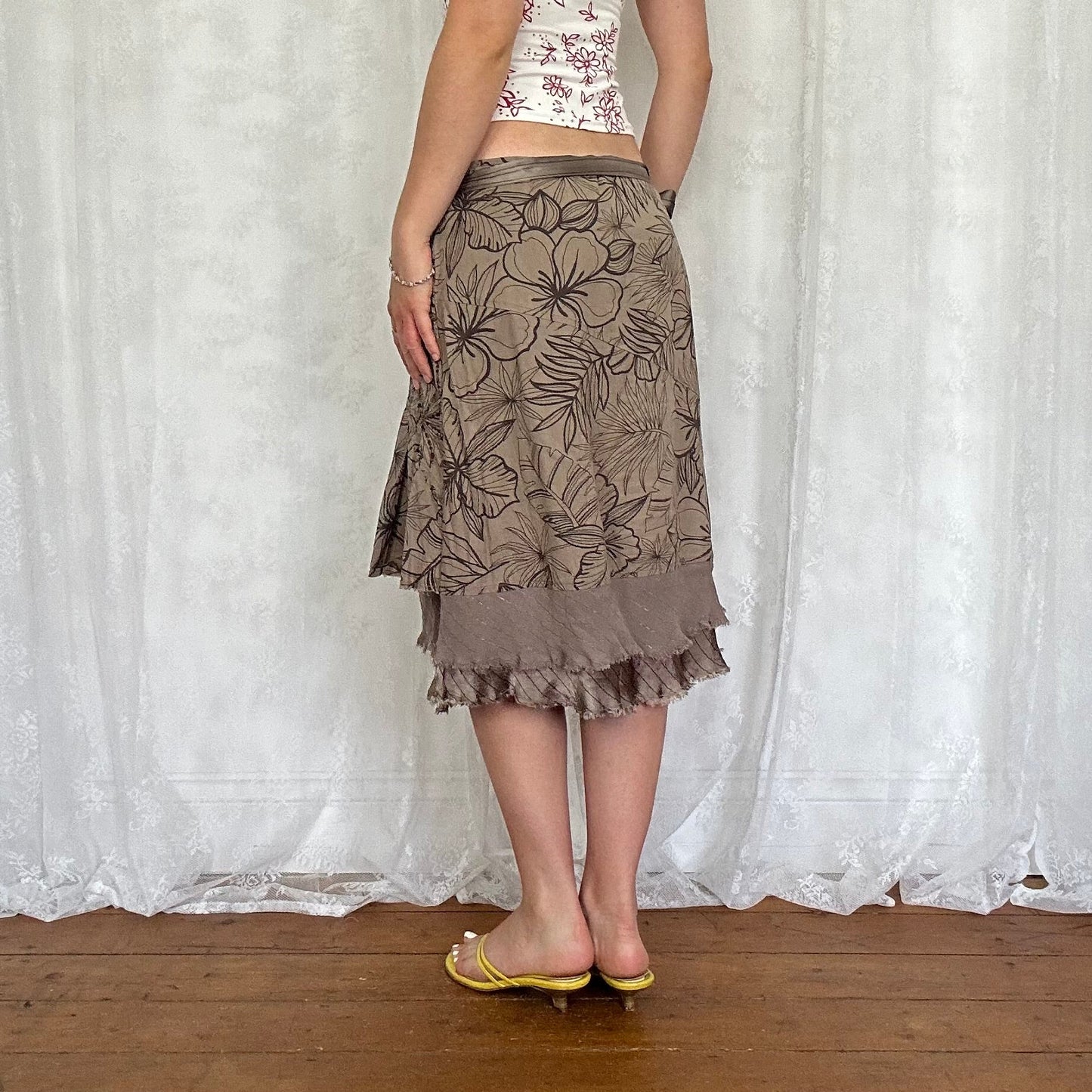 vintage 00s brown floral midi skirt
