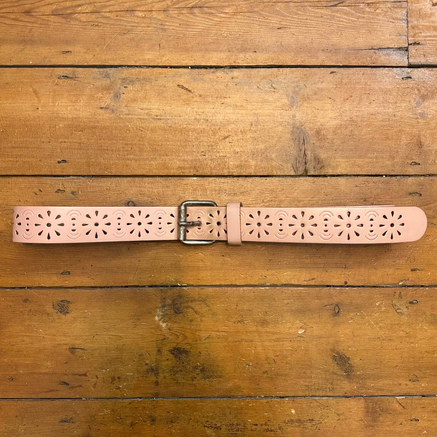 vintage 00s baby pink floral cutout belt