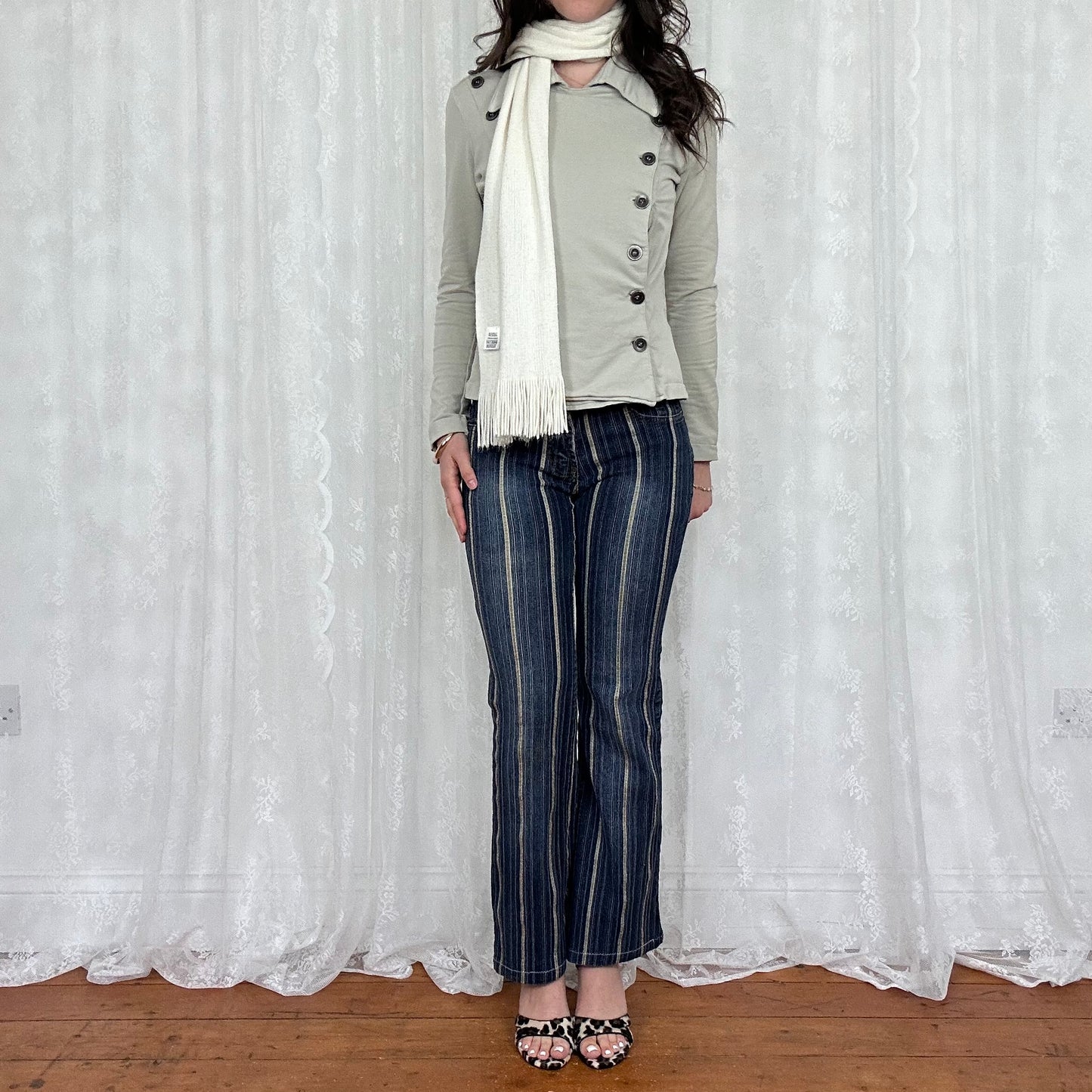 vintage 00s white knitted scarf
