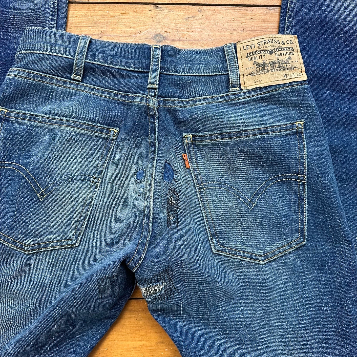 vintage 00s levi’s orange tab mid rise flared jeans