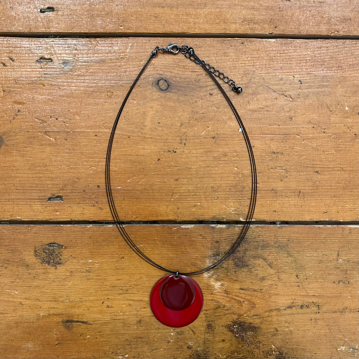 vintage 00s red disc necklace