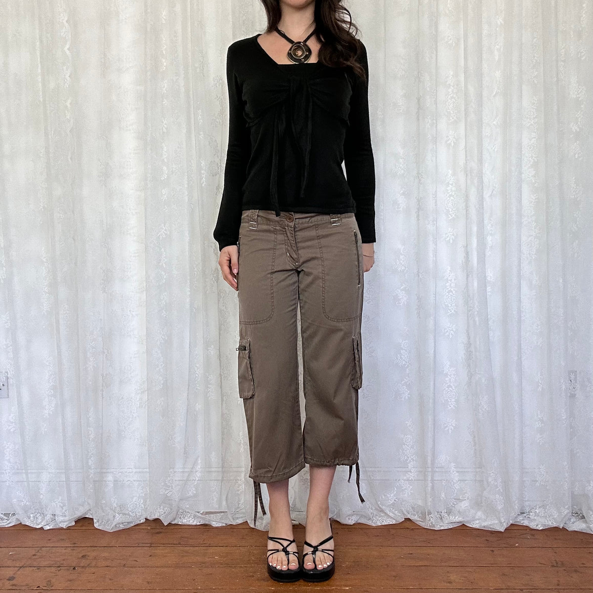 vintage 00s brown cargo capri trousers