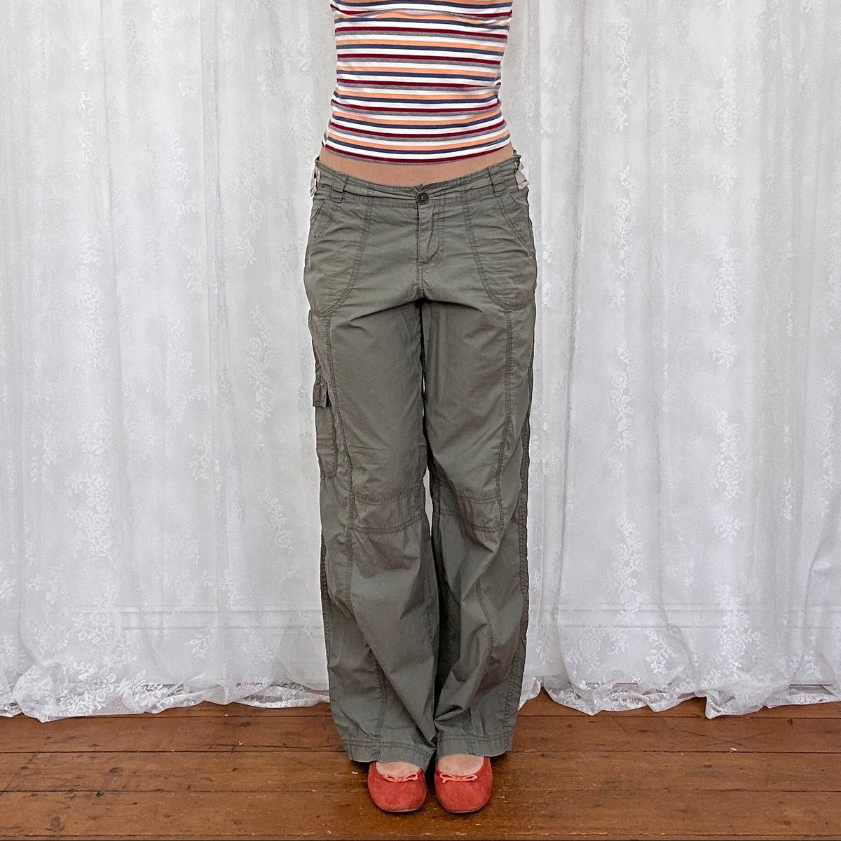 vintage 00s khaki wide leg cargo trousers