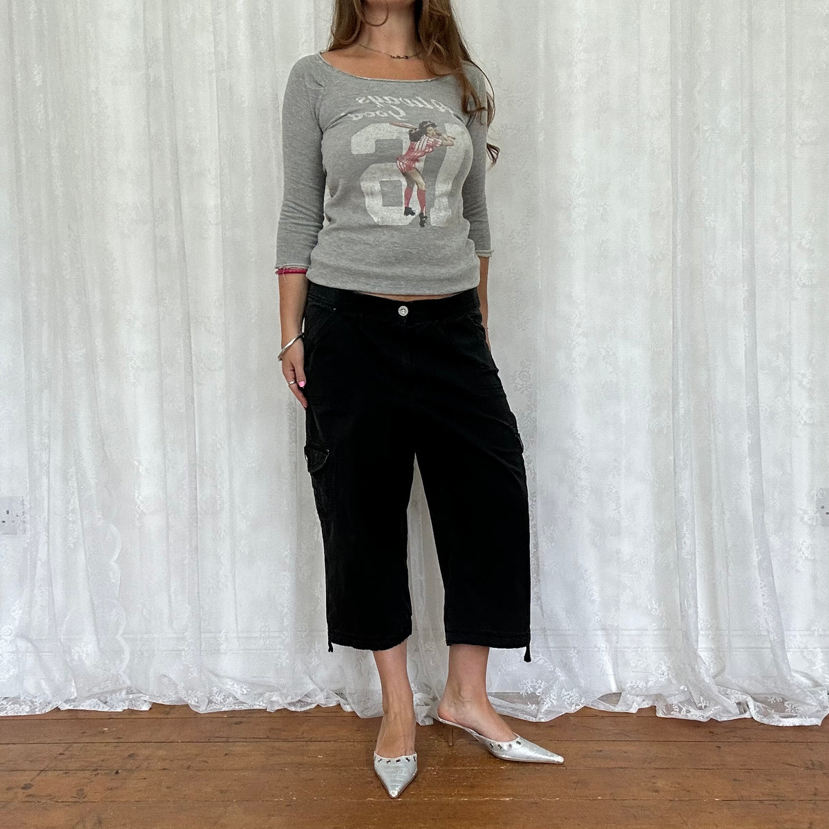 vintage 00s black cargo capri pants