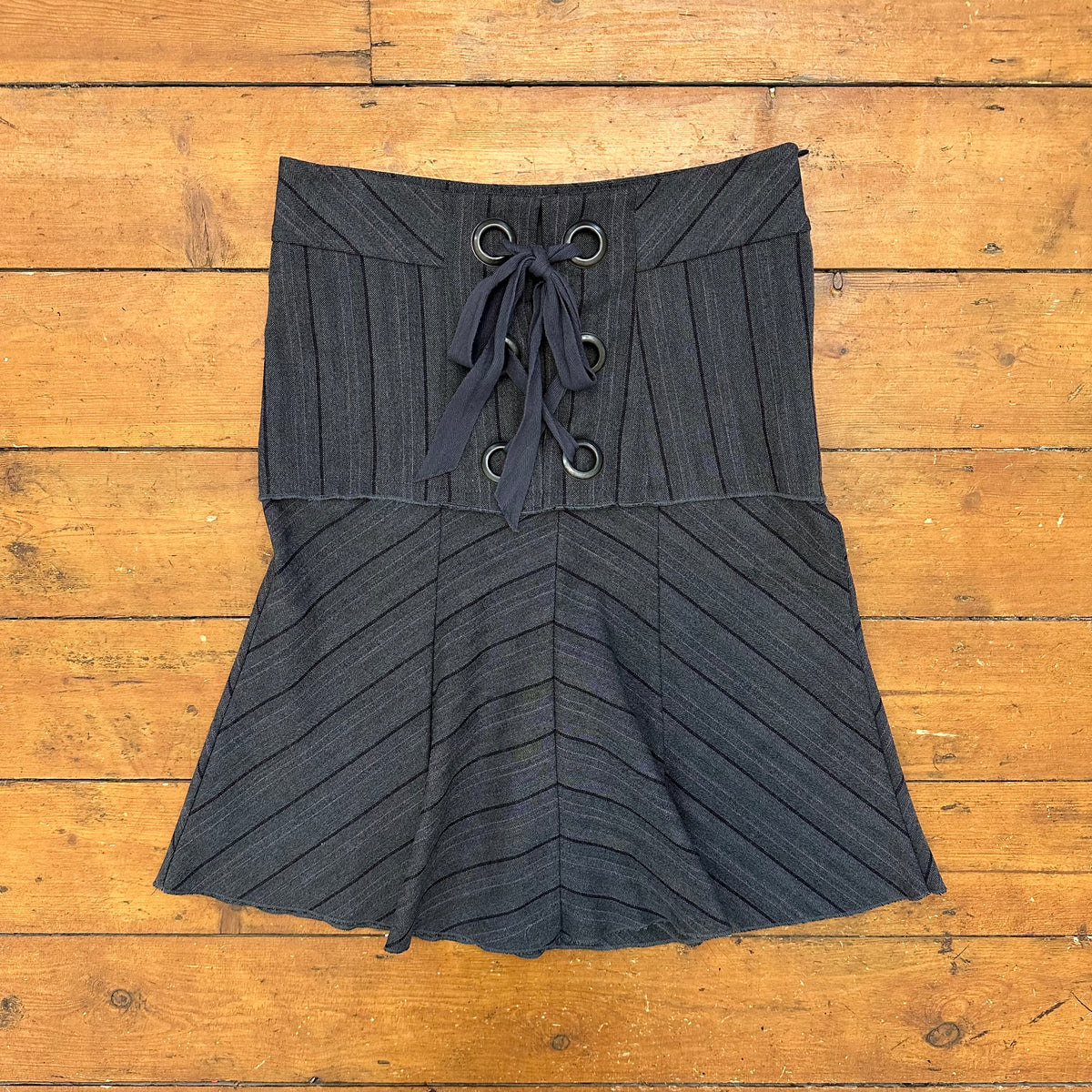 vintage 00s grey pinstripe fitted midi skirt