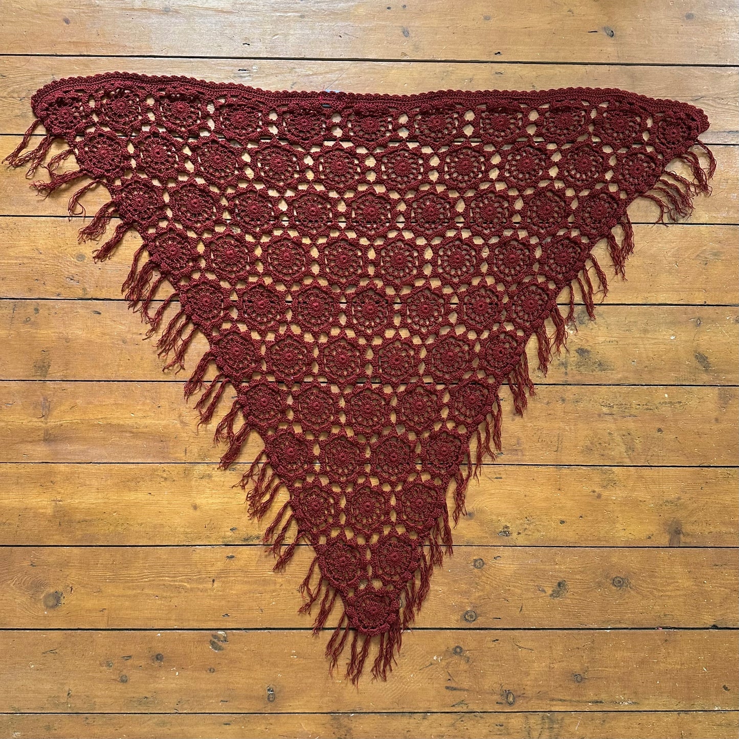 vintage 00s burgundy crochet tassel shawl