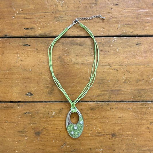 vintage 00s green pendant necklace