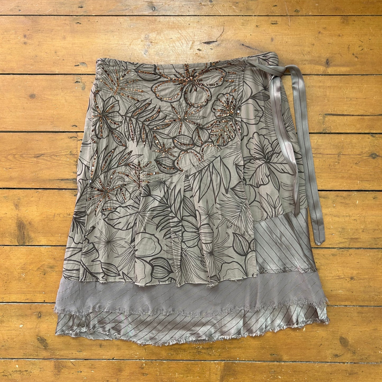 vintage 00s brown floral midi skirt