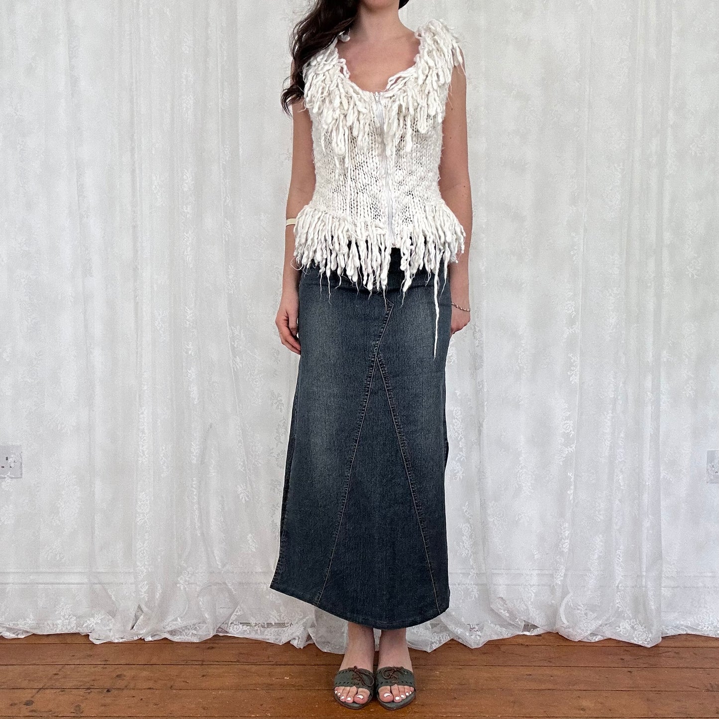 vintage 00s white knitted fringe gilet