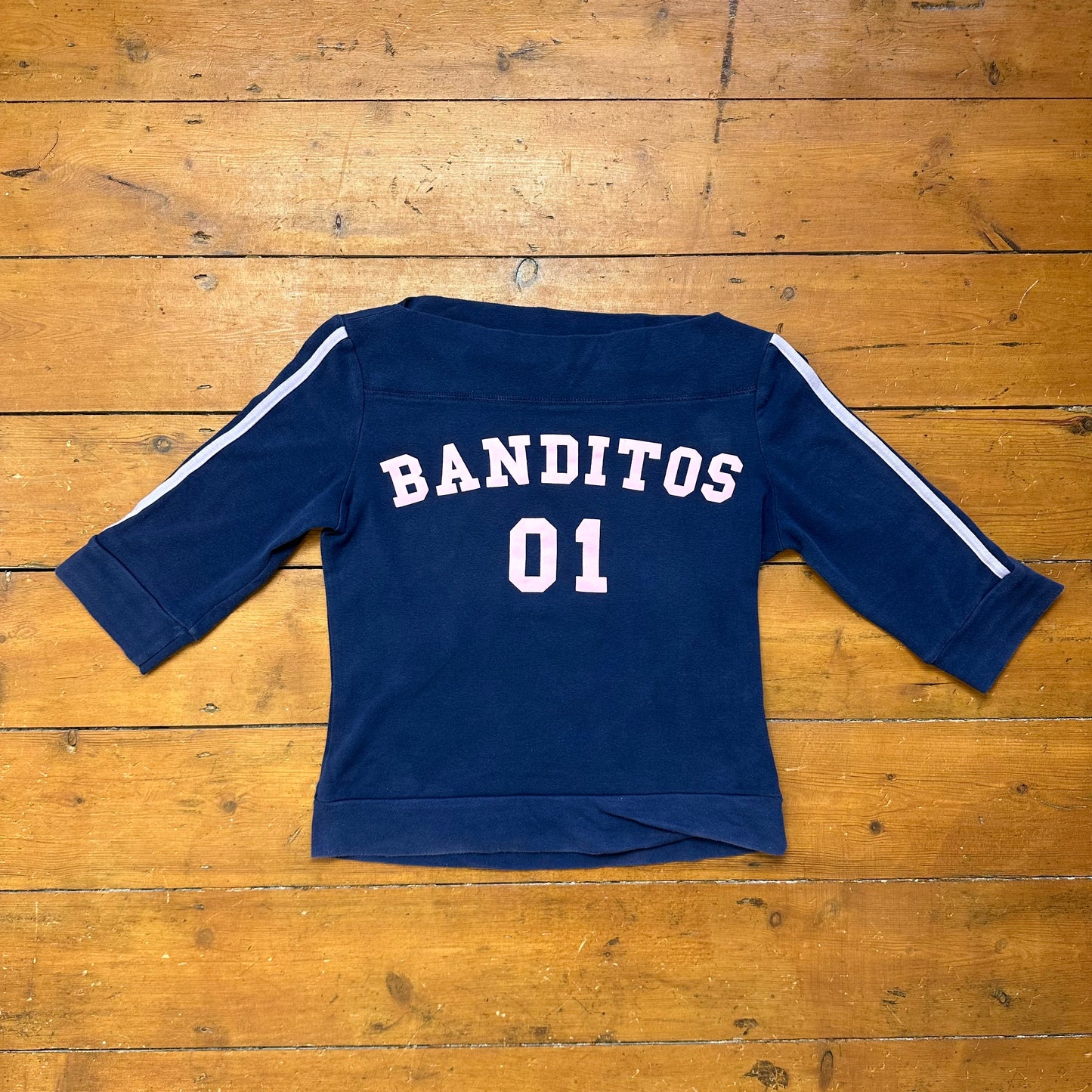 vintage 00s navy and pink crop sleeve sporty top