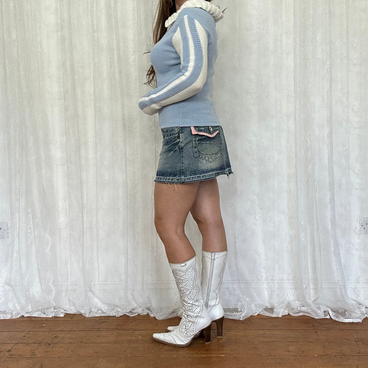 vintage 00s white and blue zip up knitted jumper