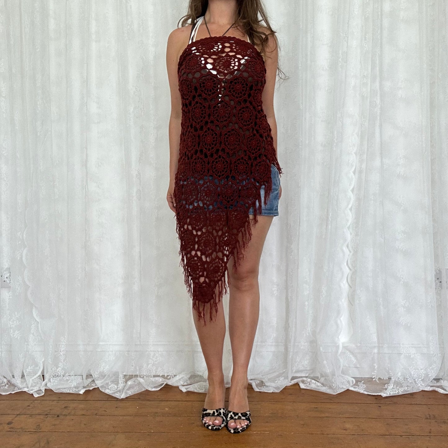 vintage 00s burgundy crochet tassel shawl