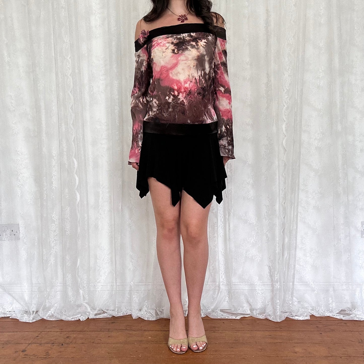 vintage 00s patterned flared sleeve off shoulder top