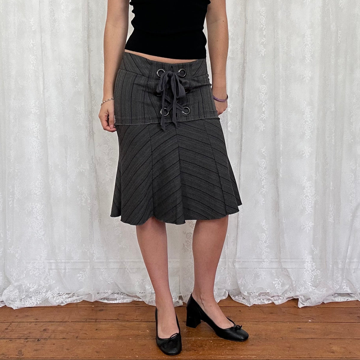 vintage 00s grey pinstripe fitted midi skirt