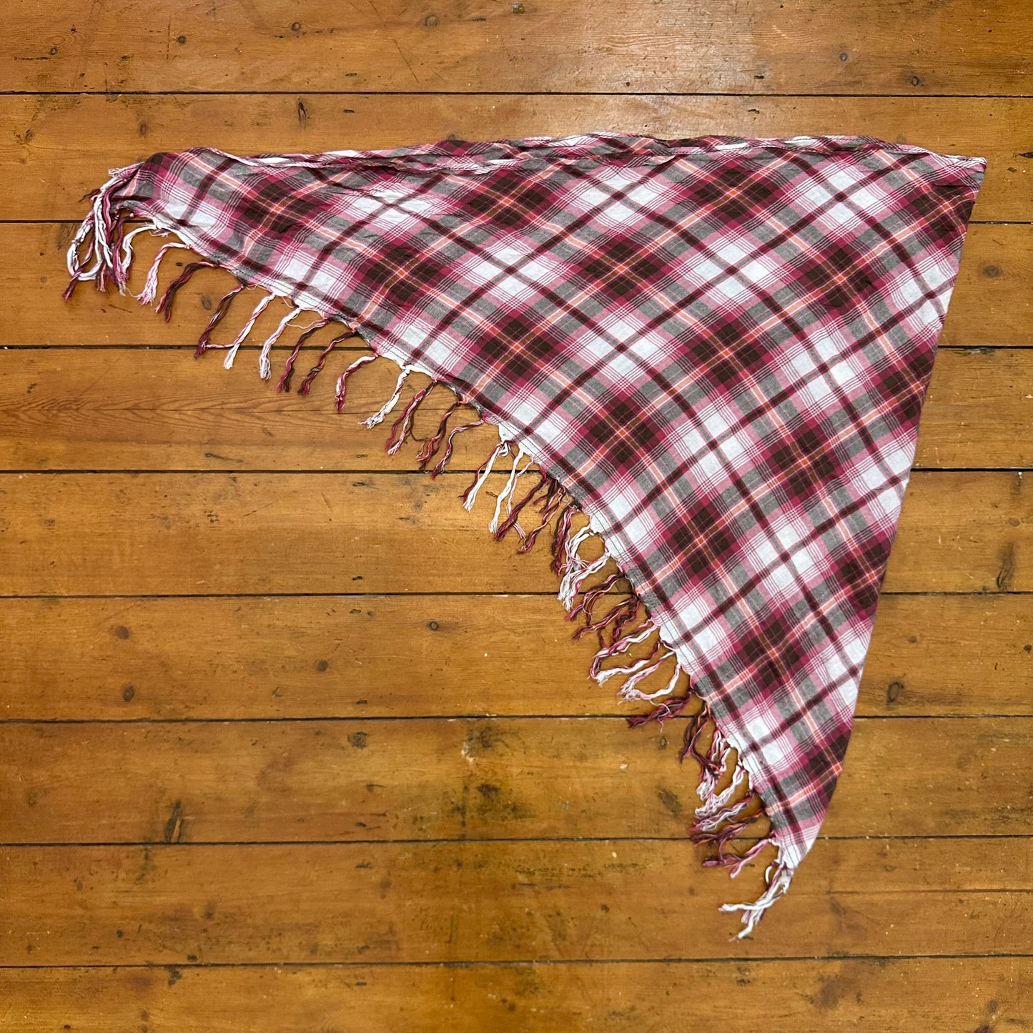vintage 00s checkered wrap scarf