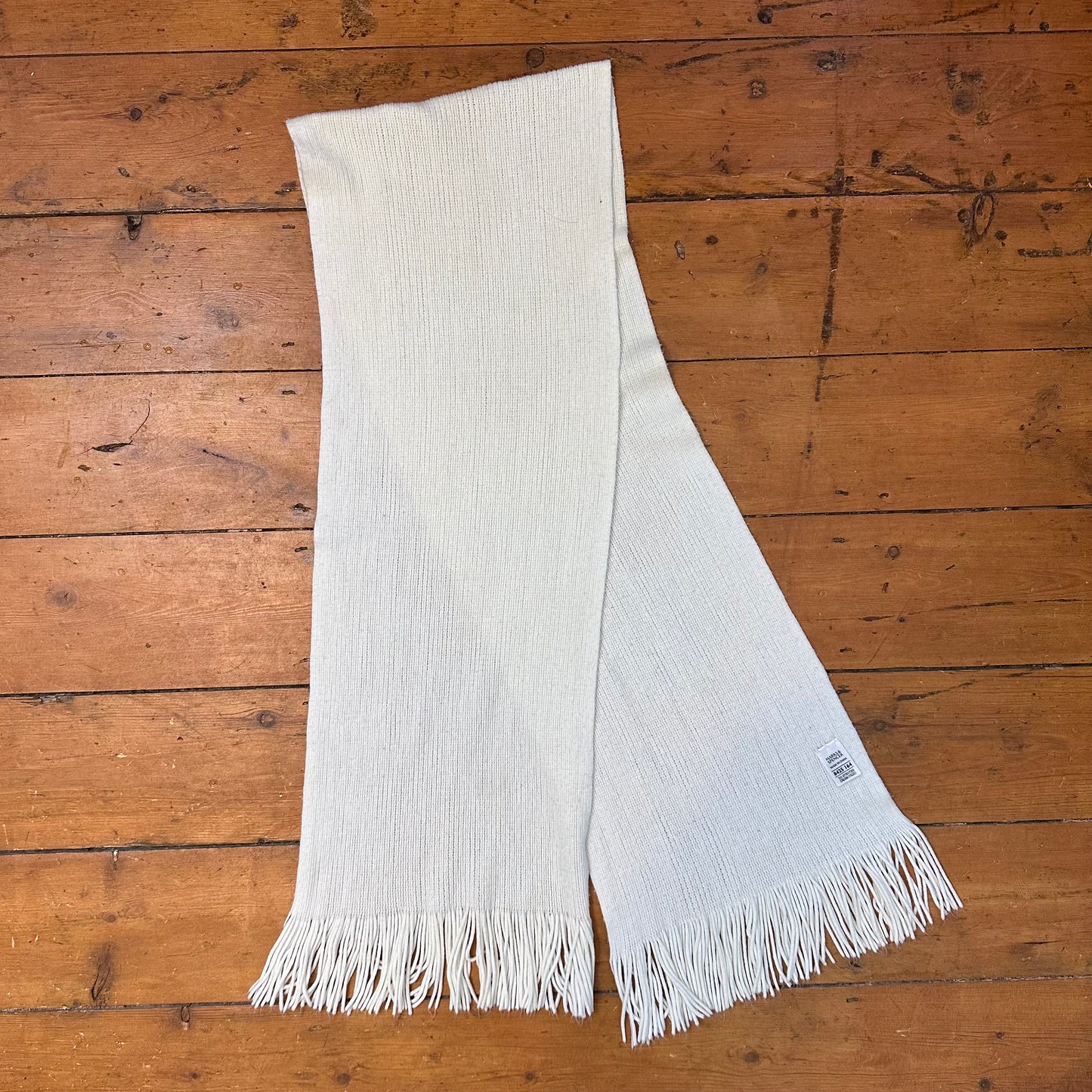 vintage 00s white knitted scarf