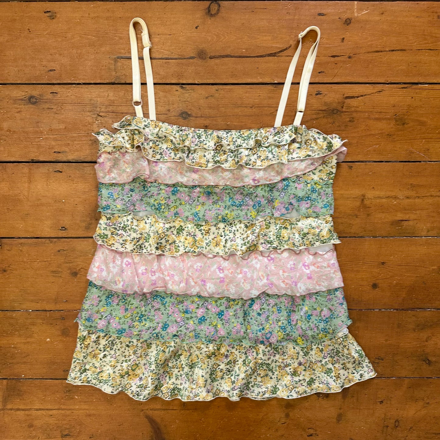 vintage 00s floral tiered cami