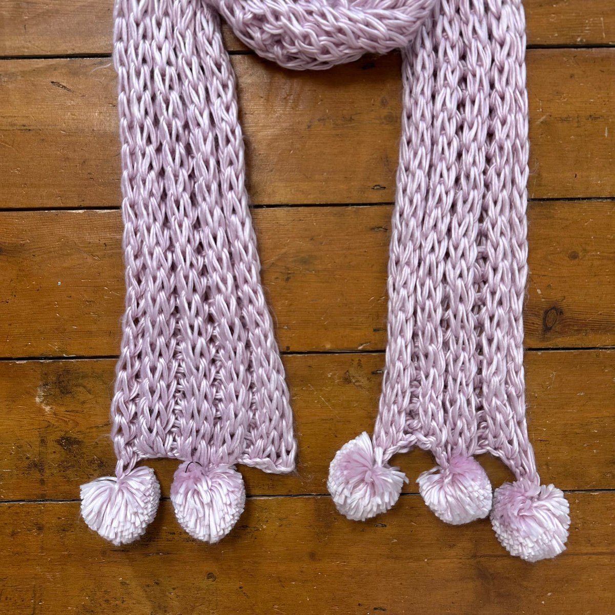 vintage 00s pale pink crochet knit scarf