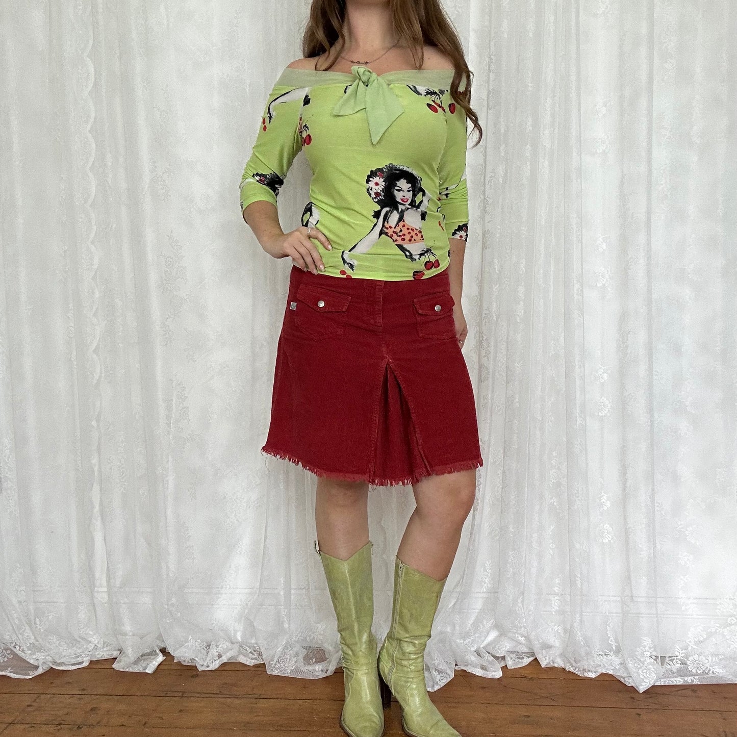 vintage 00s pin up style graphic top