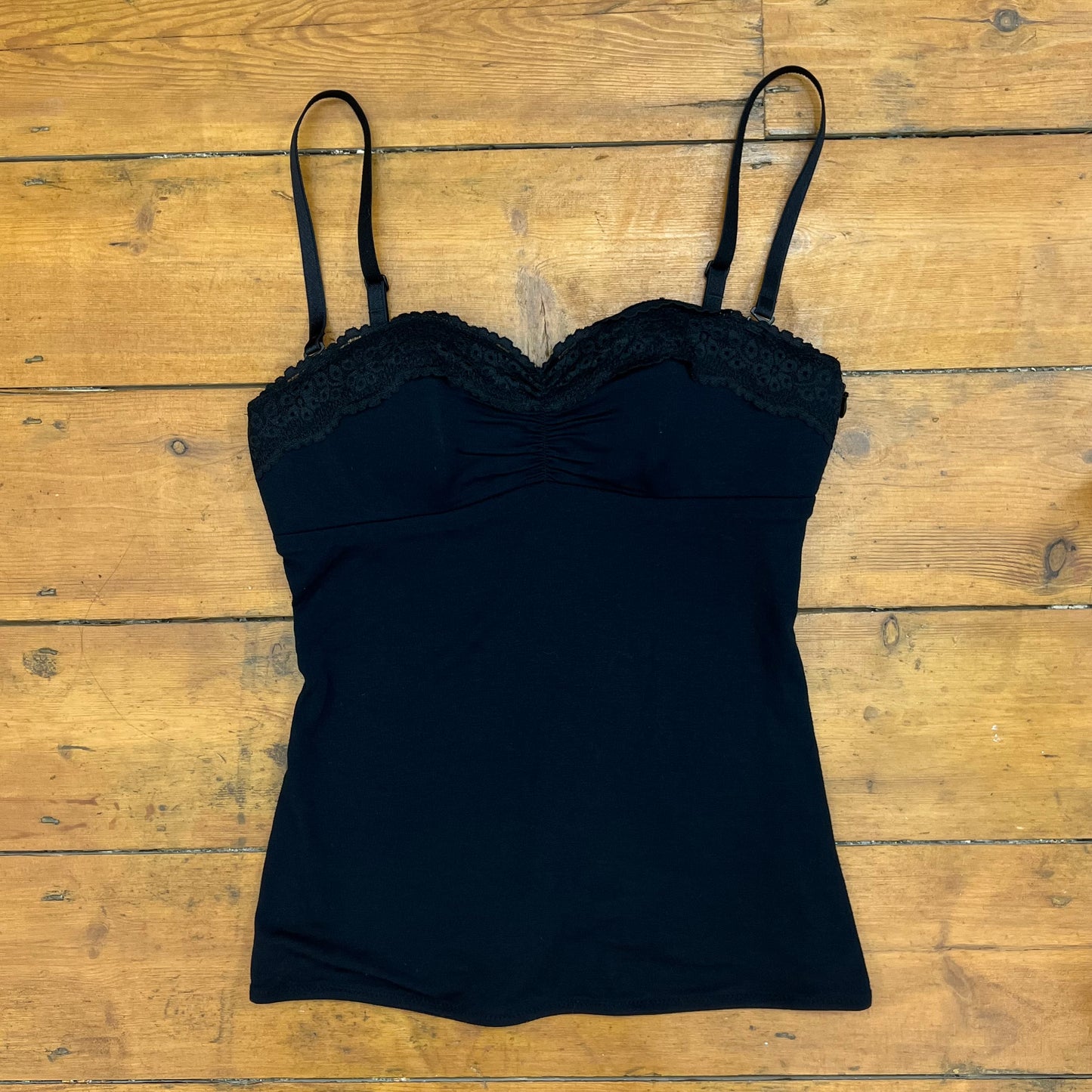 vintage 00s black lace trim cami