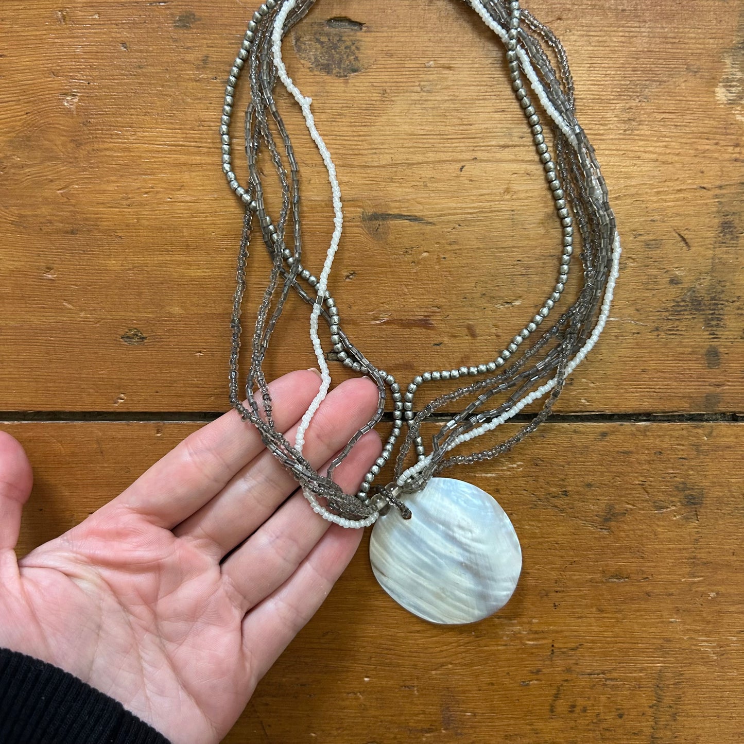 vintage 00s shell beaded necklace