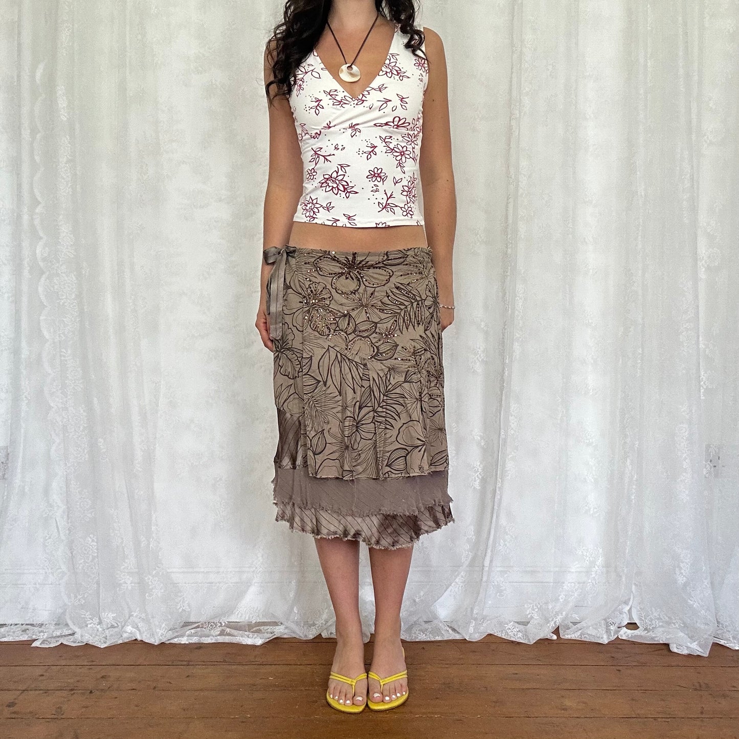 vintage 00s white floral cross over top