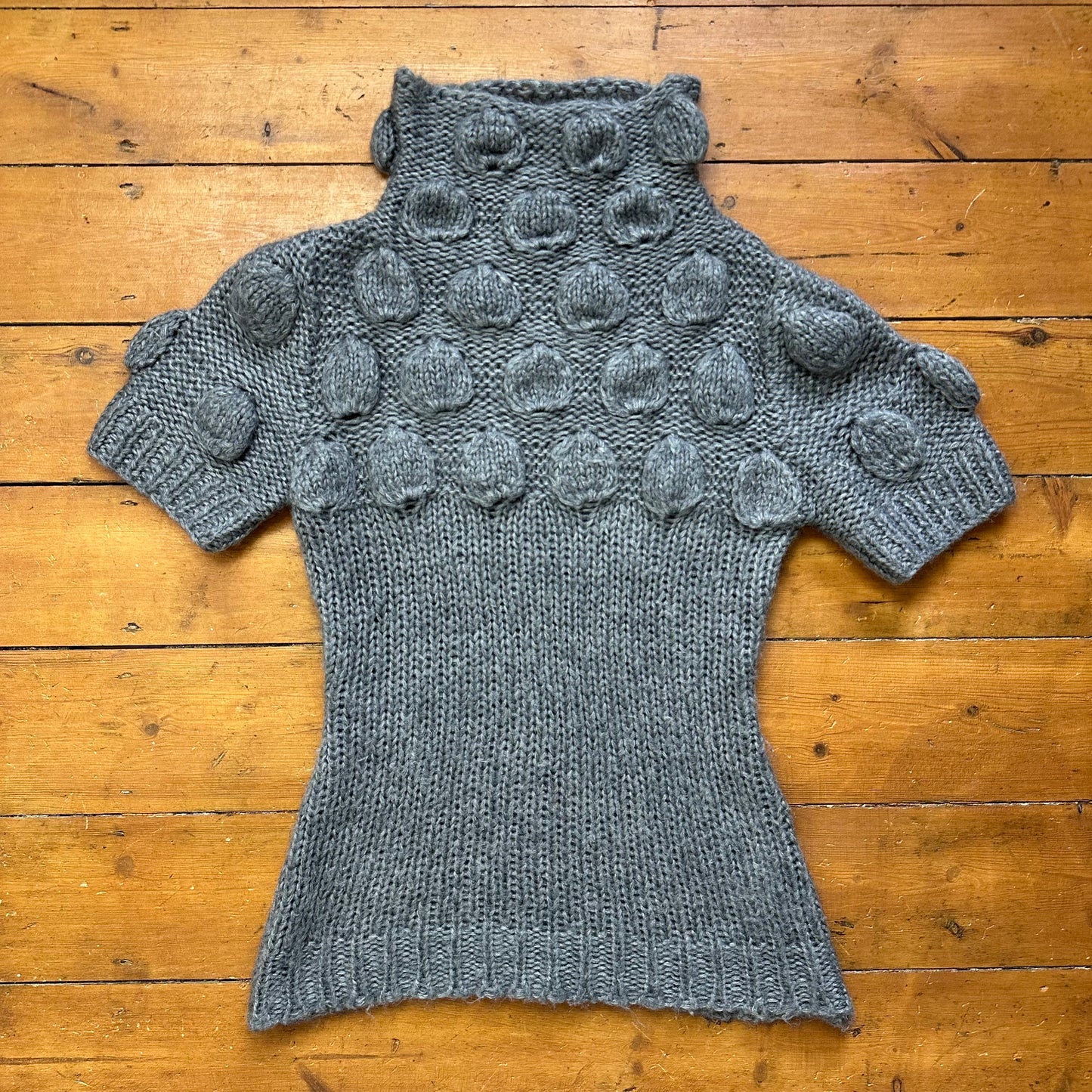 vintage 00s grey short sleeve chunky knit jumper