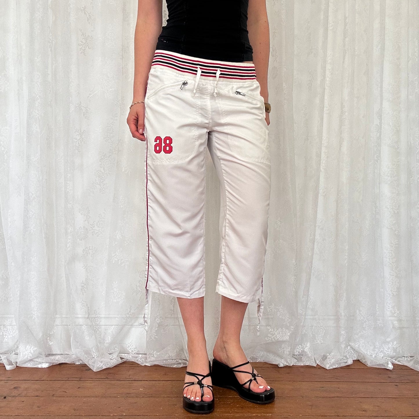 vintage 00s white sporty carpi pants