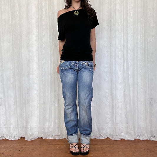 vintage 00s black slouchy tshirt