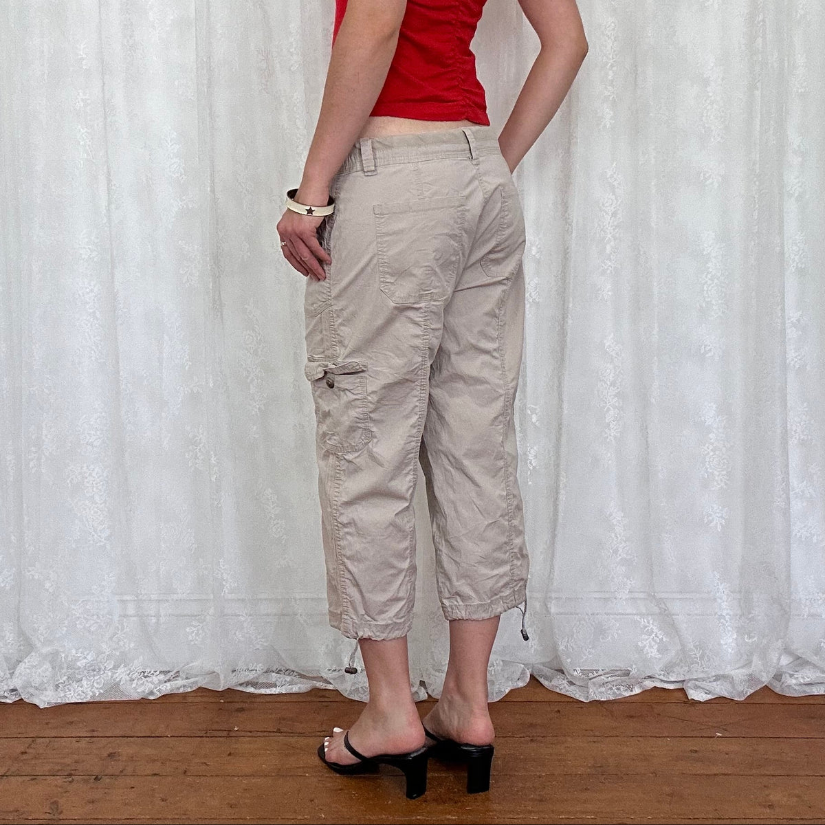 vintage 00s beige cargo capri trousers